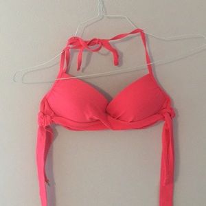 Super cute wrap neon pink tie in back bikini